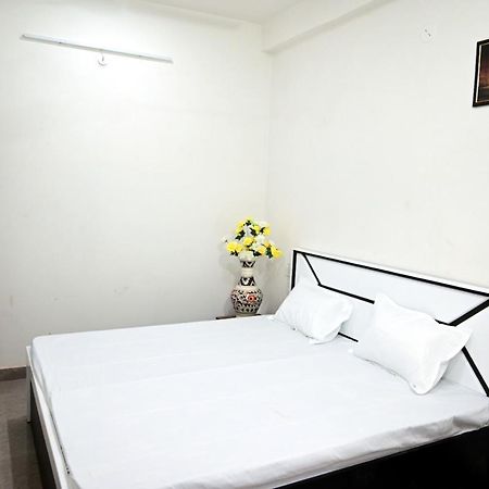 Devargh Residency Varanasi Bagian luar foto