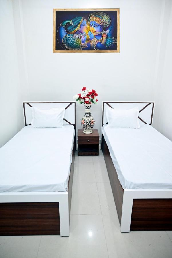 Devargh Residency Varanasi Bagian luar foto